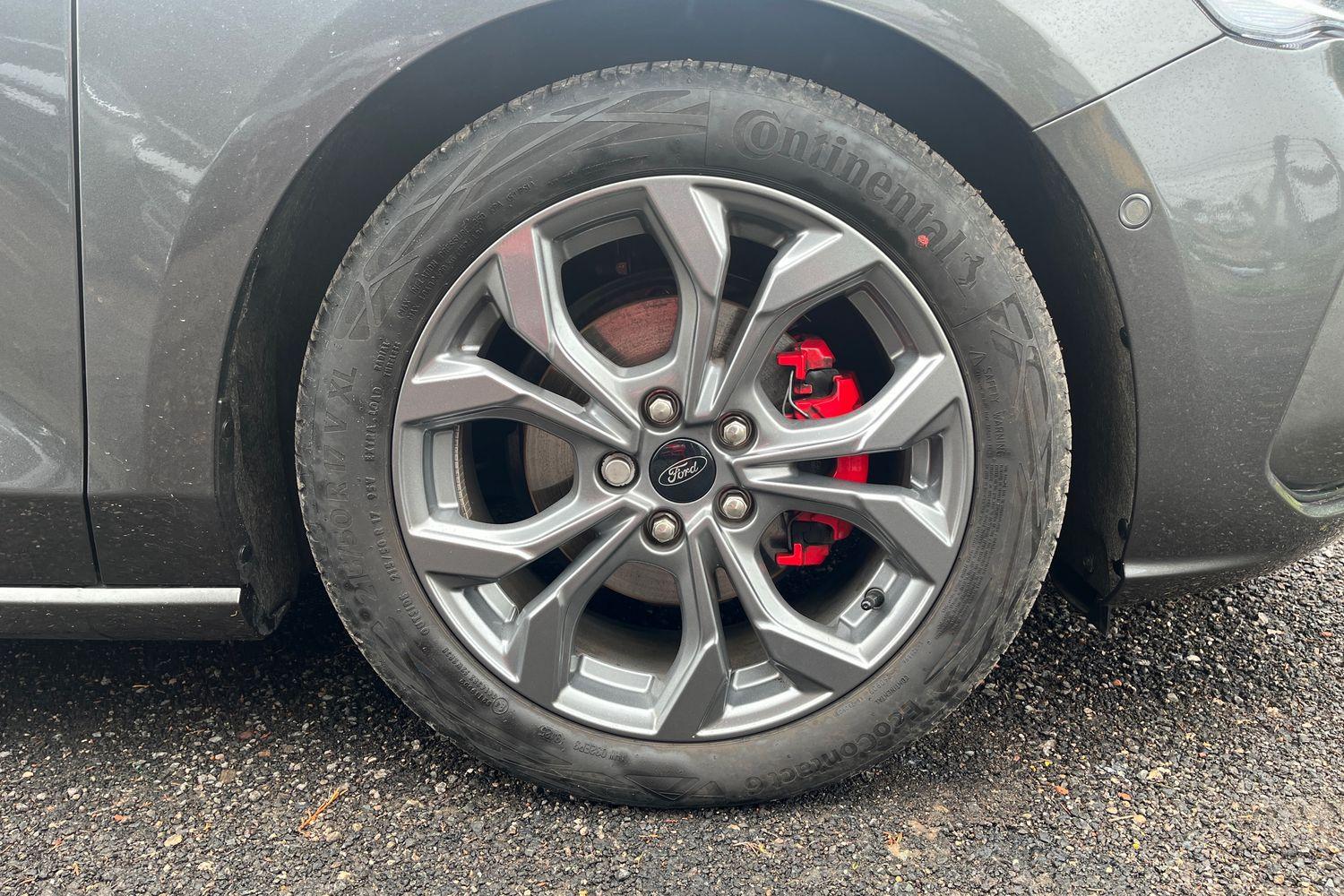 Ford FOCUS Photo 35