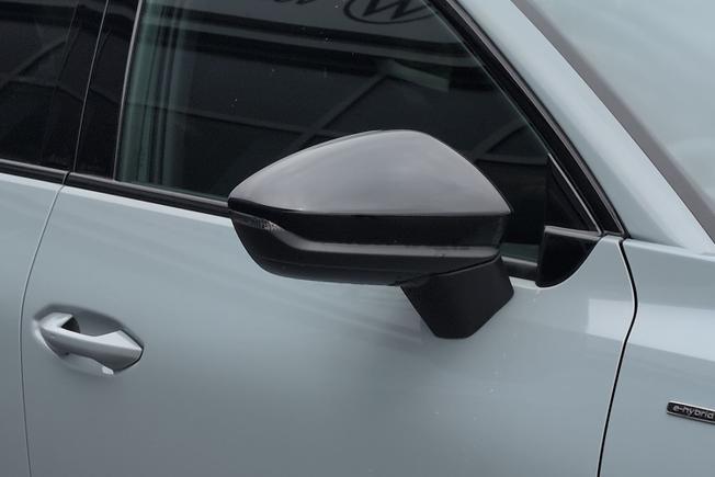 AUDI Q3 Photo 20