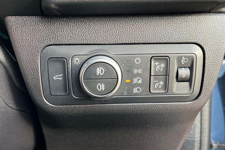 Ford Kuga Photo autoimg-f53f52da1868e88ed49f299fb475aa64f3d5ae3e.jpg