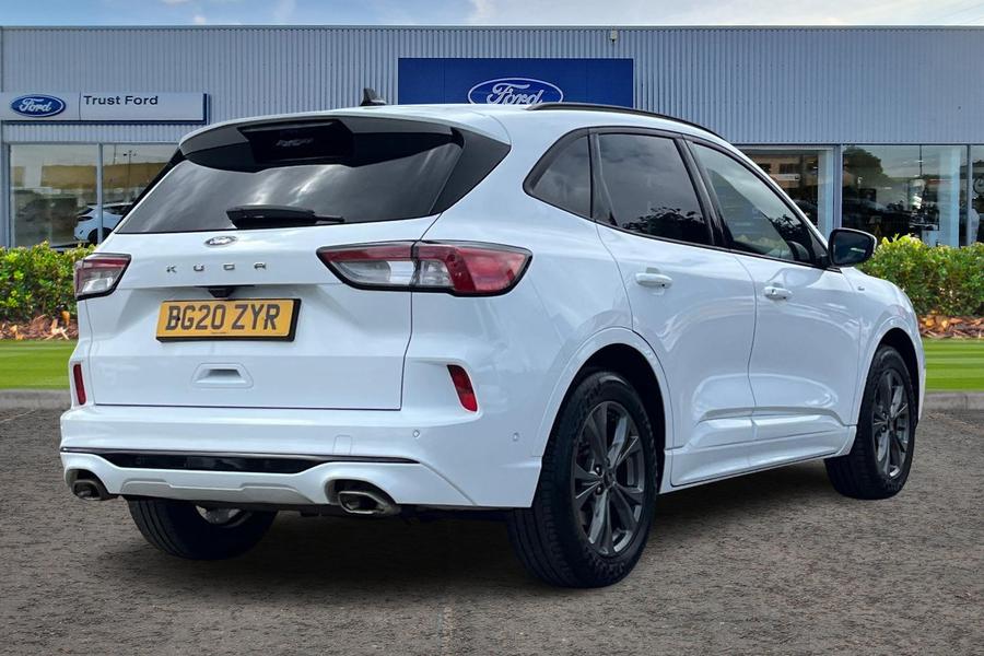 Ford Kuga Photo autoimg-f54073e8ce297b5deffffcde7cbf93ec9ebb2416.jpg