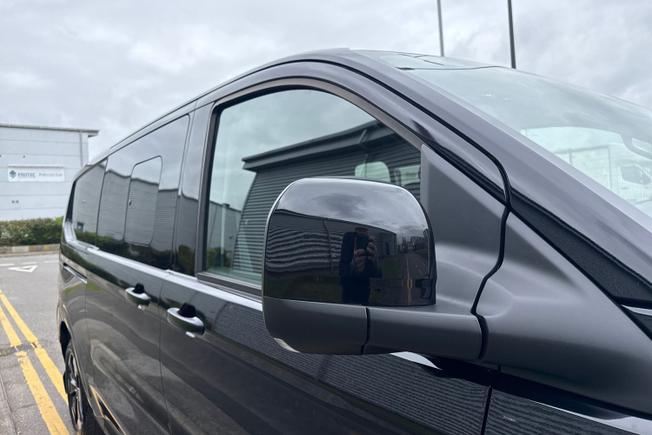 VOLKSWAGEN e-Transporter Photo 20