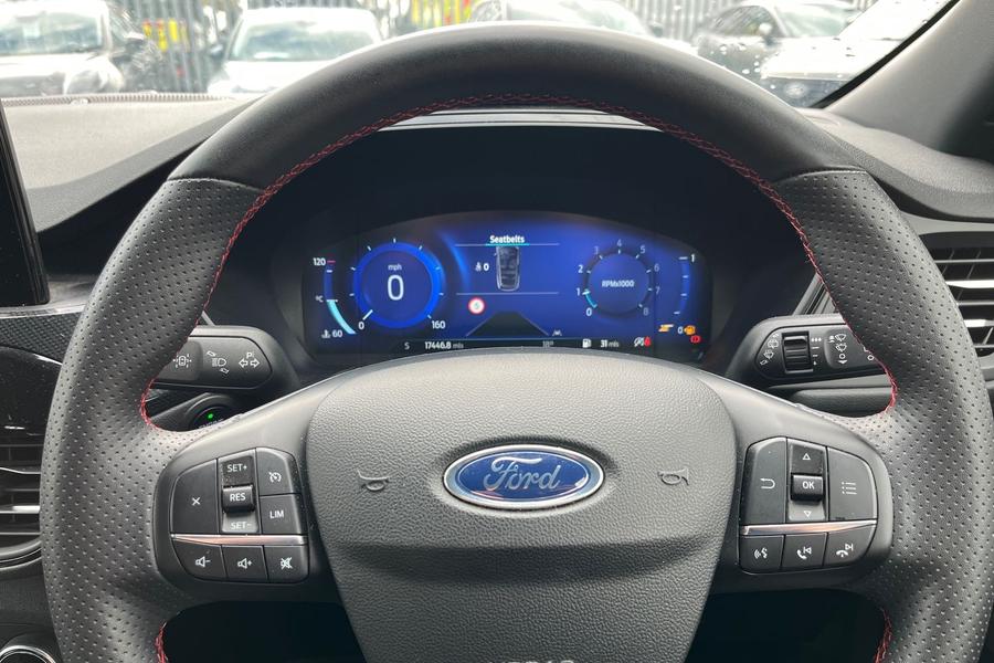 Ford KUGA Photo autoimg-f5482befe3a64ad9fcb8382927c03a0565ee1b22.jpg