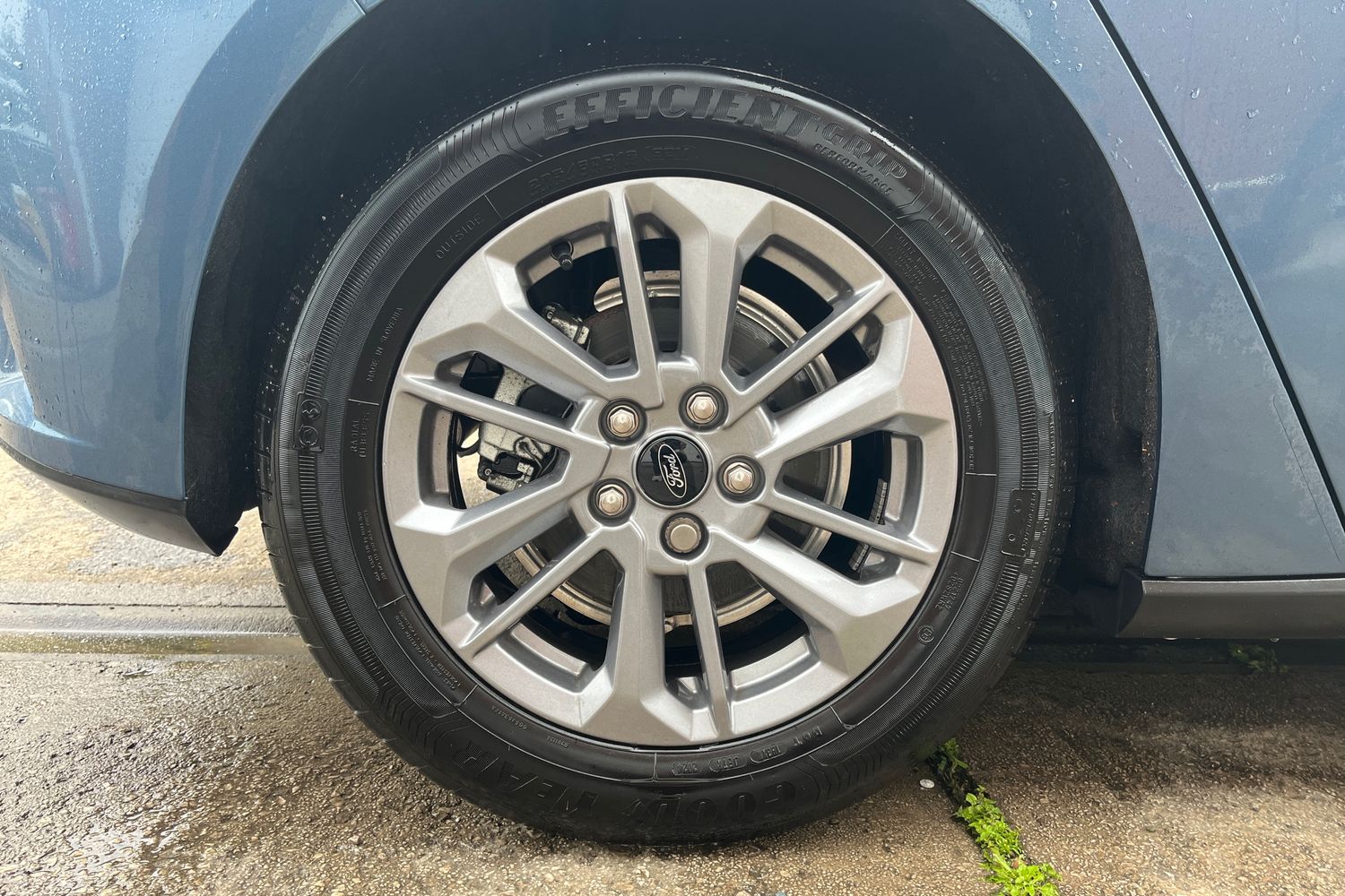 Ford Focus Photo 7