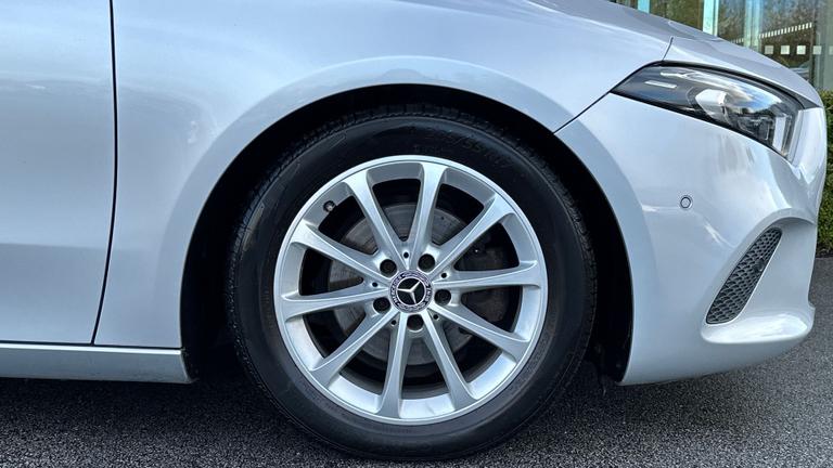 Used Mercedes-Benz A Class YJ69MSR 8