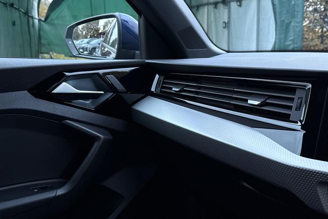 AUDI  A1 Photo 33