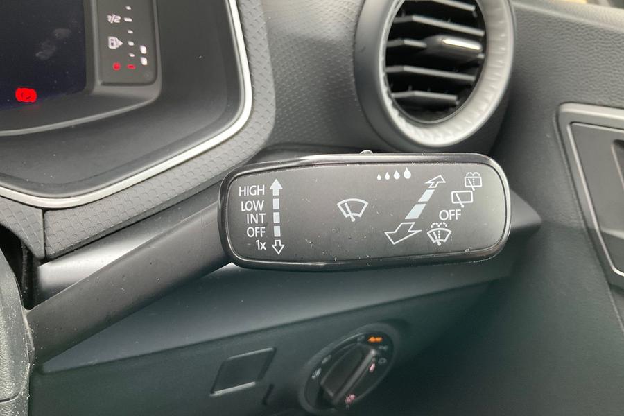 SEAT IBIZA Photo autoimg-f55de3c59f804e326a453019df9e8349e18e921a.jpg