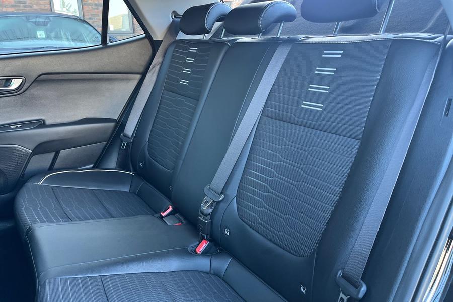 Kia STONIC Photo autoimg-f55fc0209d5721f045d7b855dc9b26635c36797d.jpg