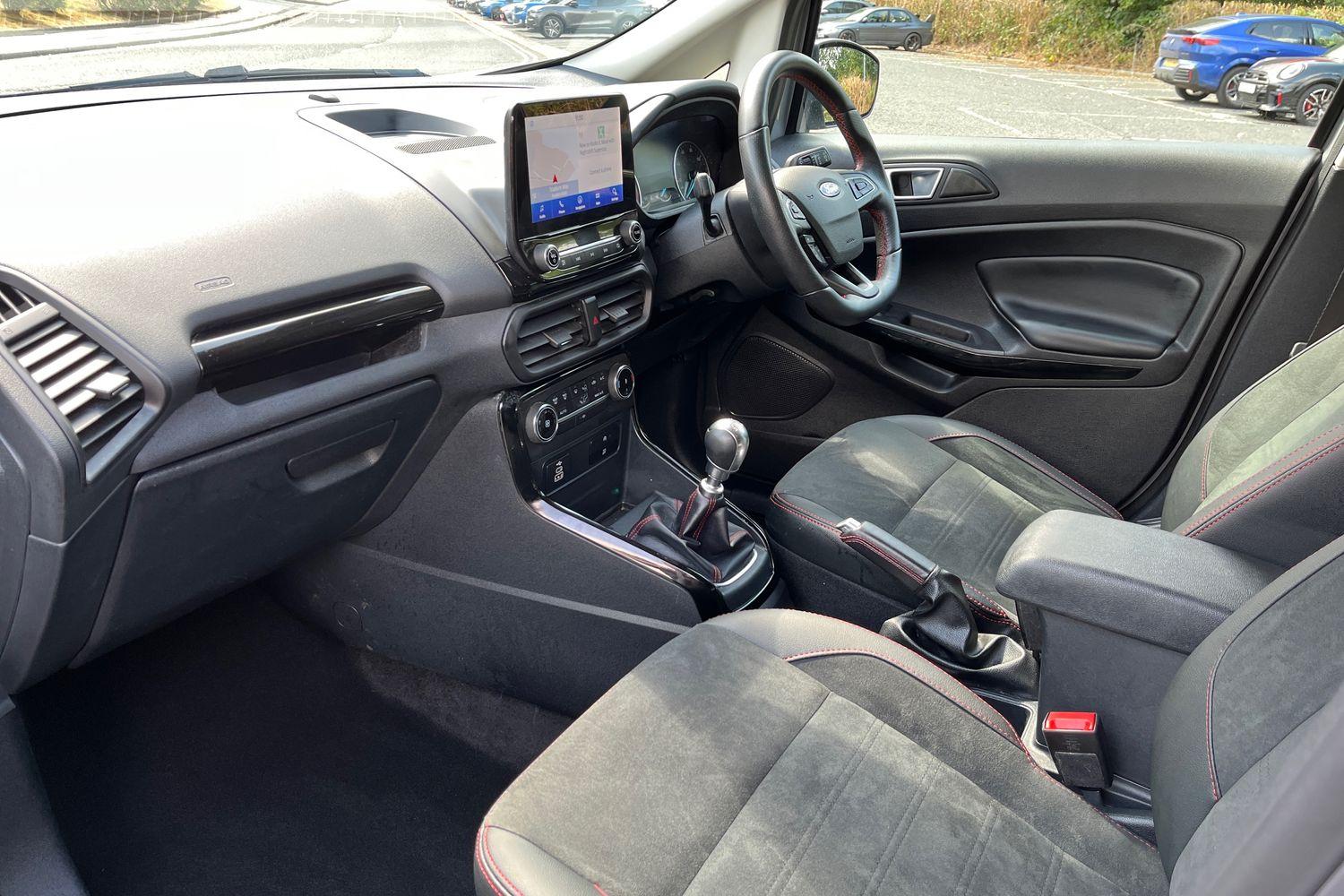 Ford ECOSPORT Photo 17