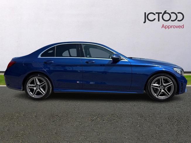 MERCEDES-BENZ C Class Photo 4
