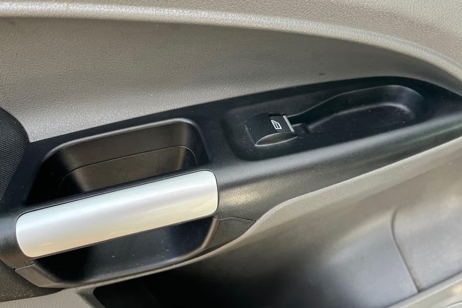 Ford TRANSIT CONNECT Photo autoimg-f56235019f0d3f65a49af752f8e02aa5817160d9.jpg
