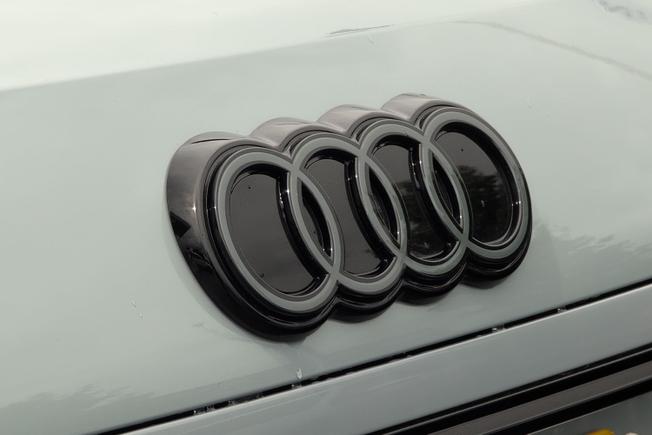AUDI Q3 Photo 48
