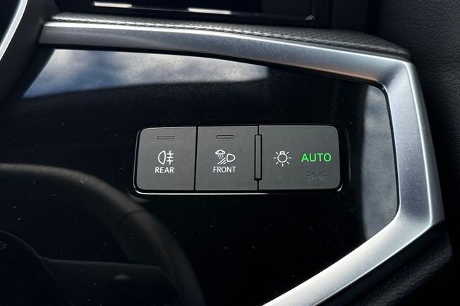 Audi Q3 Photo 35
