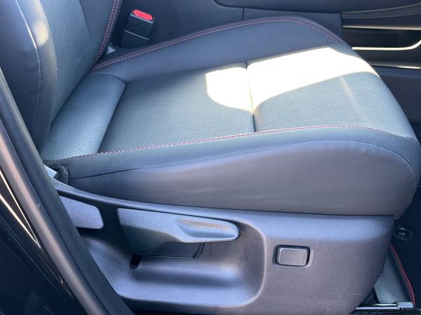 Lexus LBX Photo autoimg-f564f5d18867615239fda207473a245c6873e018.jpg