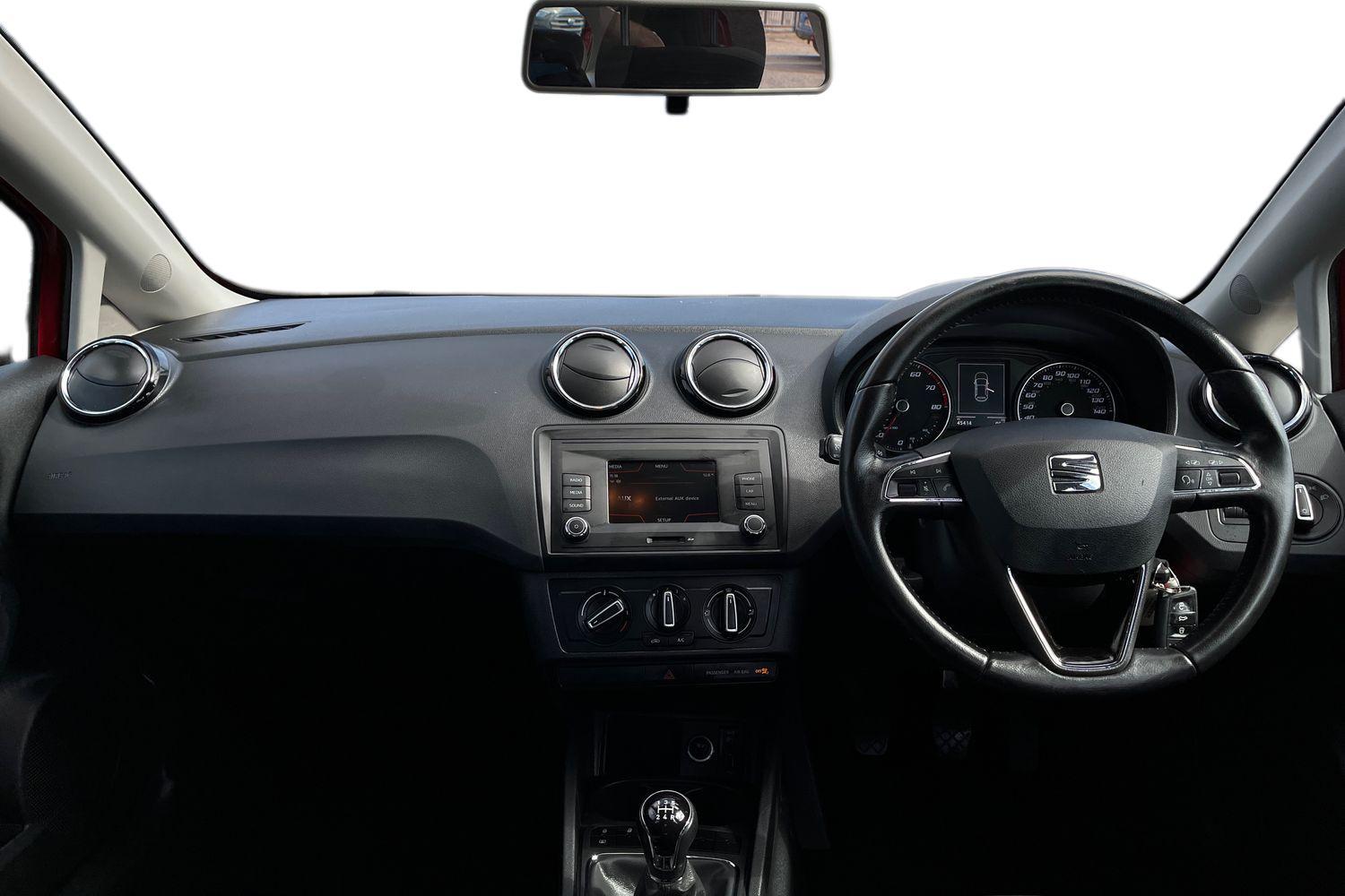 SEAT IBIZA Photo 9