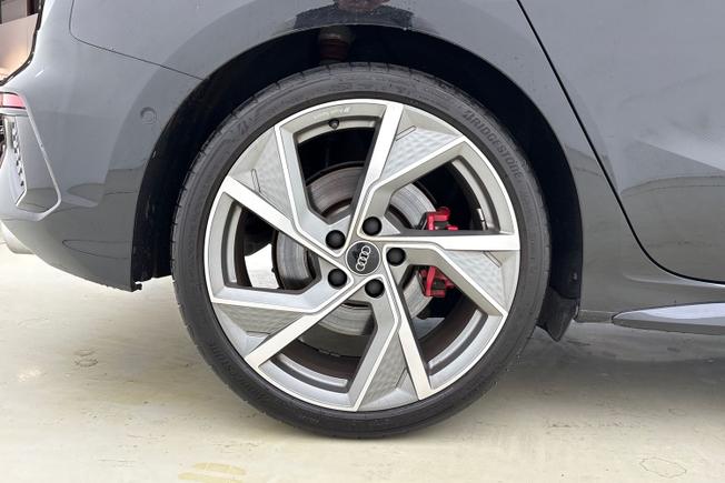 Audi S3 Photo 5