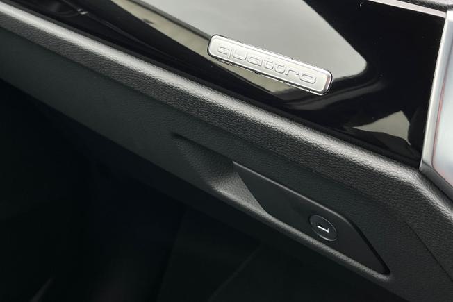 AUDI Q3 Photo 59