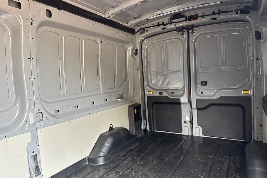 Used Ford E-TRANSIT BT75UVC 4