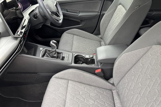 VOLKSWAGEN Golf Photo 30