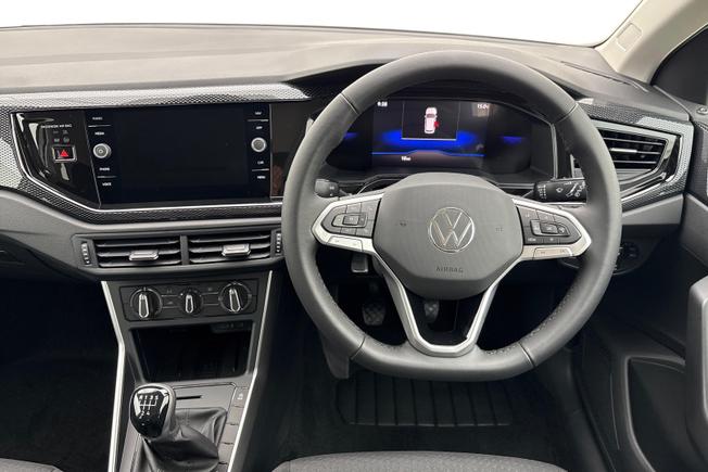 VOLKSWAGEN Polo Photo 11