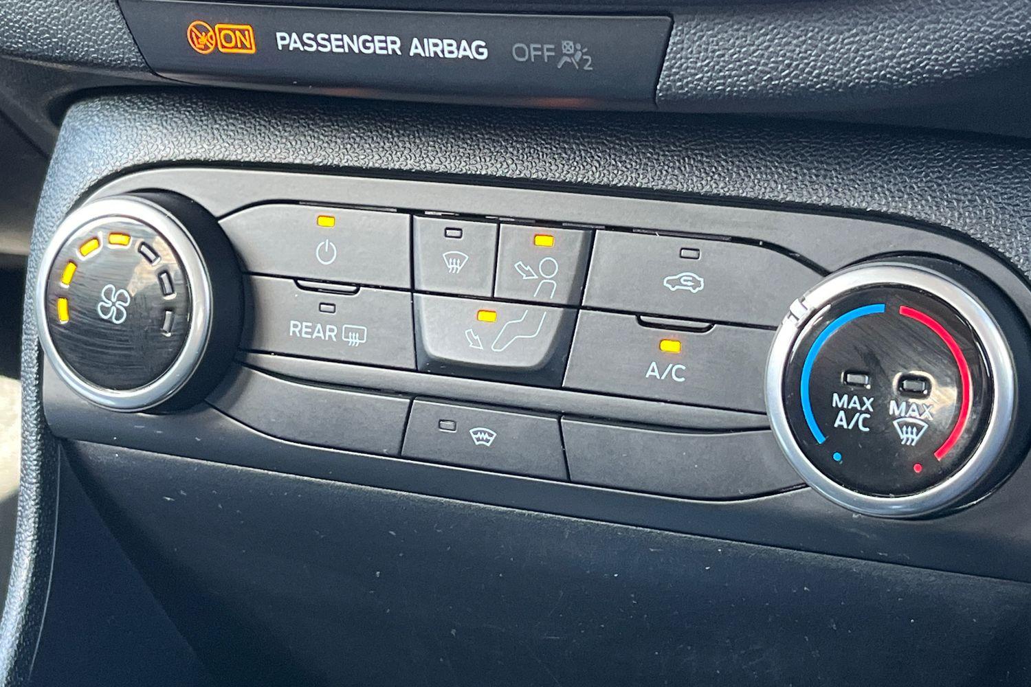 Ford Fiesta Photo 30