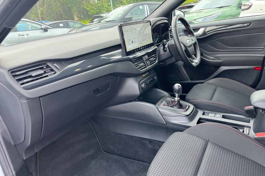 Ford FOCUS Photo autoimg-f572c7386c1a2e5252634f97bda3c997e7228252.jpg