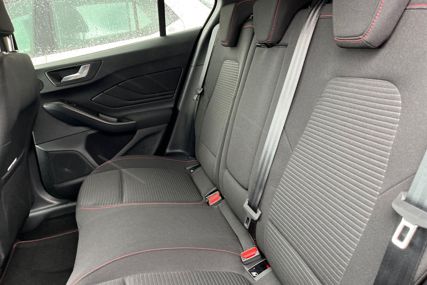 Ford FOCUS Photo 19