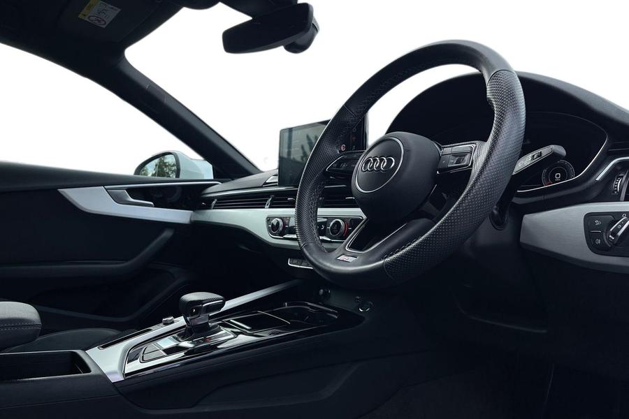 Audi A5 Photo autoimg-f578d5e32087505c11fa4f2f3839f1a41bca498d.jpg