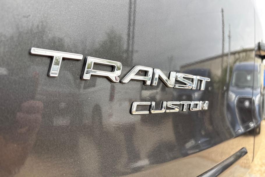 Used FORD TRANSIT CUSTOM VE21TYW 19