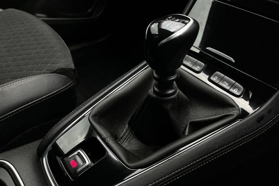 Vauxhall GRANDLAND X Photo autoimg-f57de5f4900dcd6f00d64d41e6a6dd27e7c36263.jpg