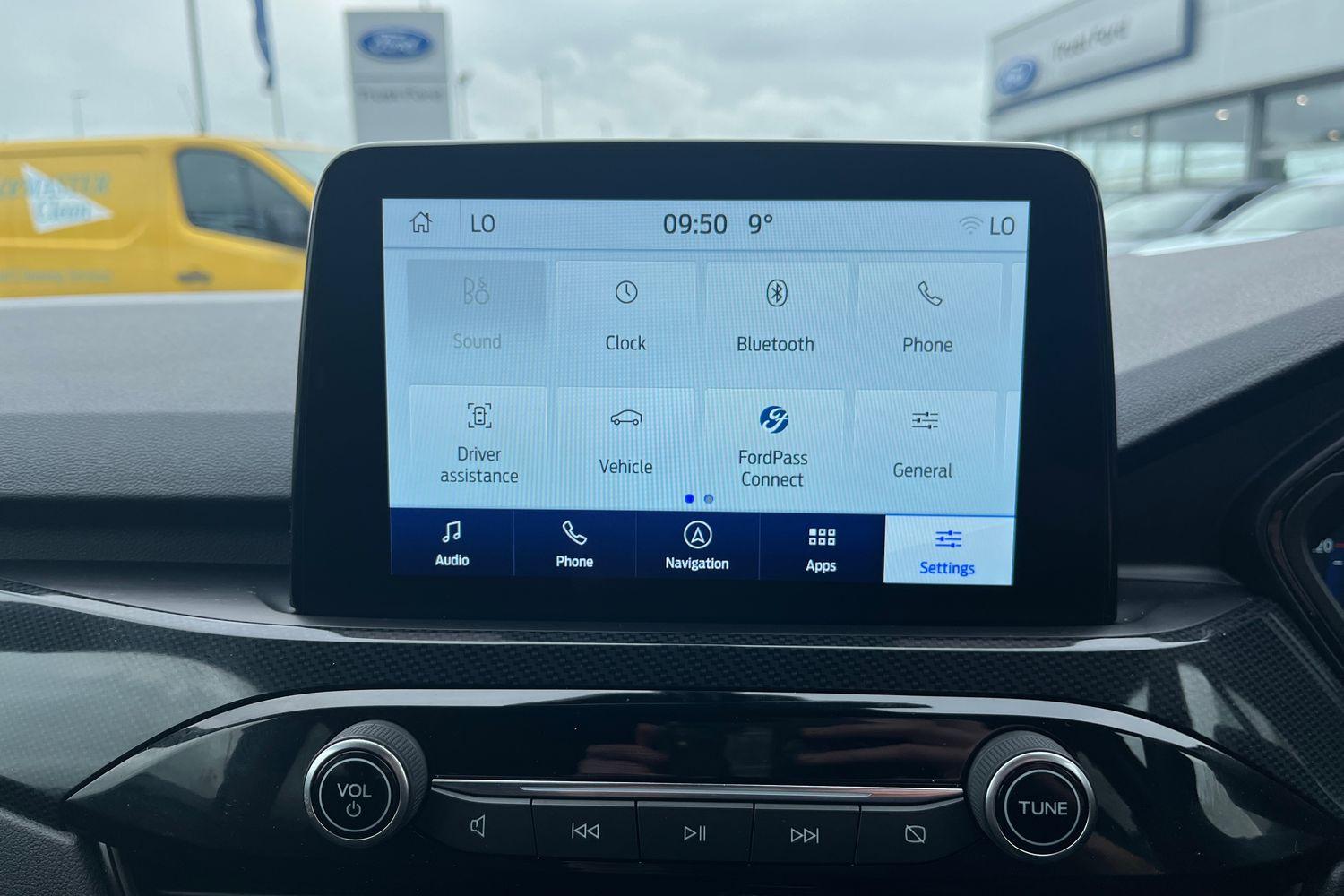 Ford KUGA Photo 36