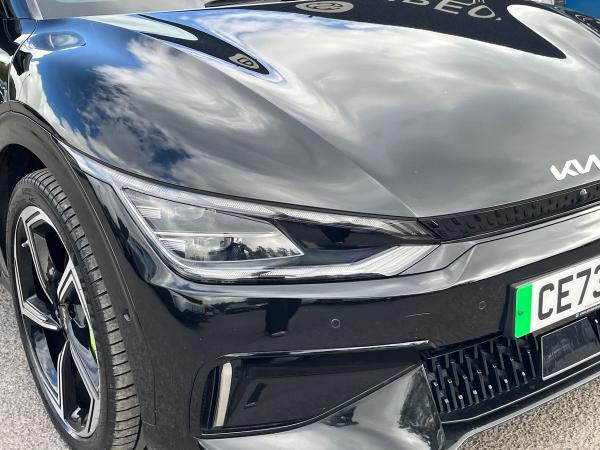 Kia EV6 Photo autoimg-f586980c9311cdc2679bde5a461188a7fdf0e035.jpg