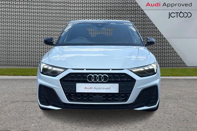 AUDI A1 Photo 8