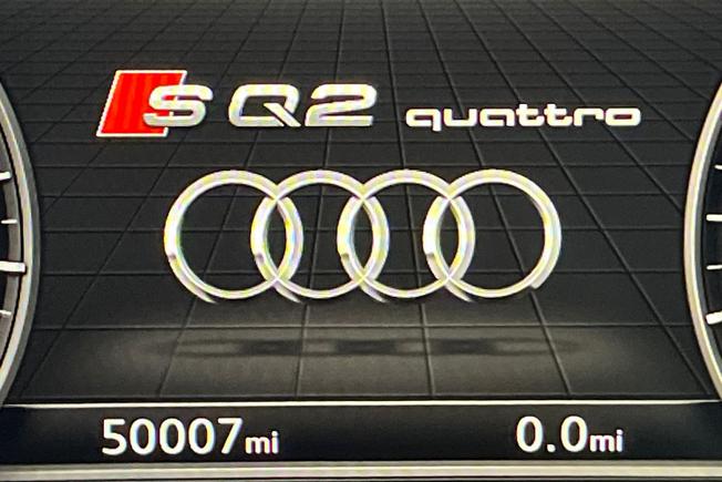 AUDI SQ2 Photo 15