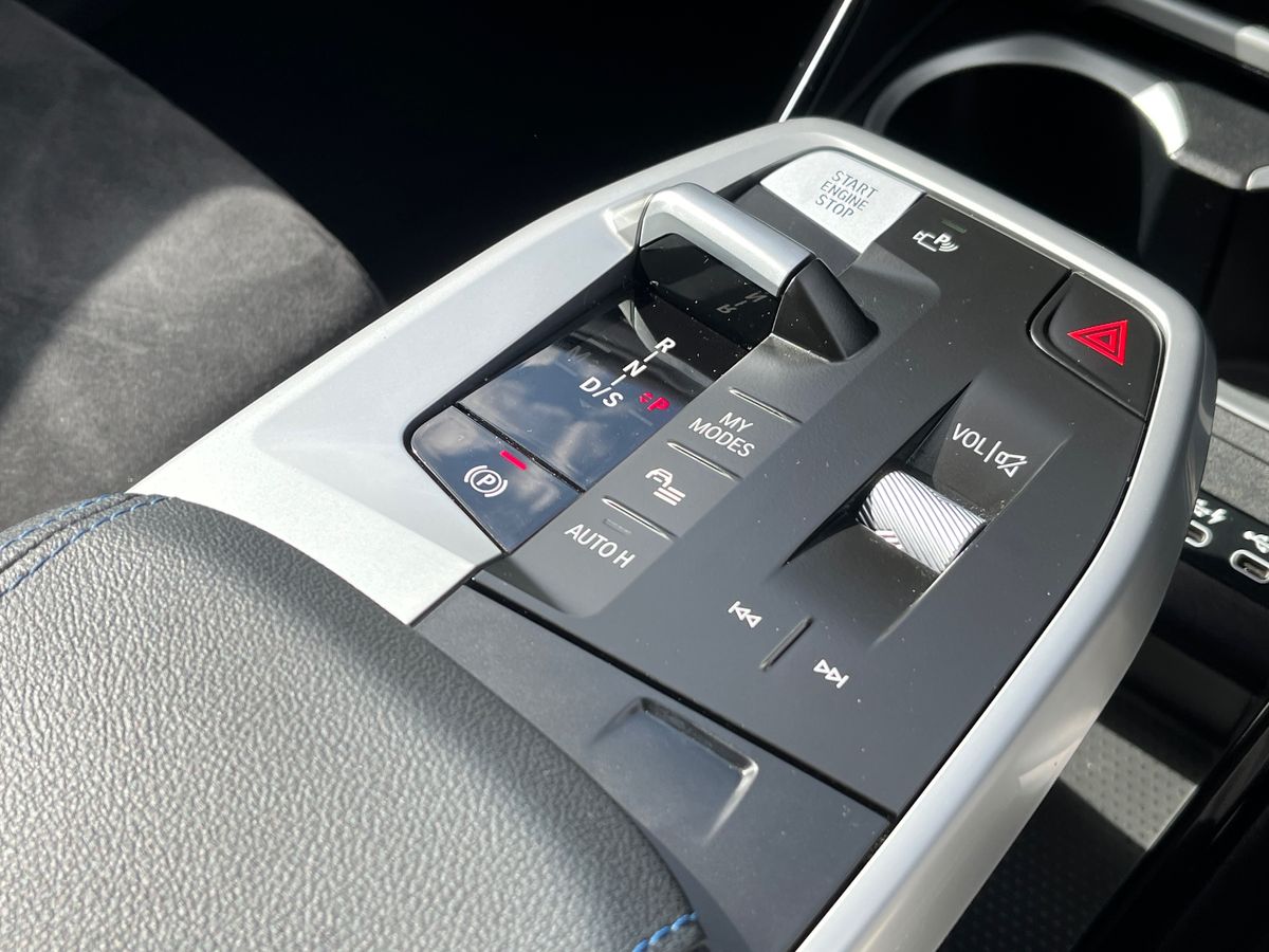 BMW X1 Photo 13