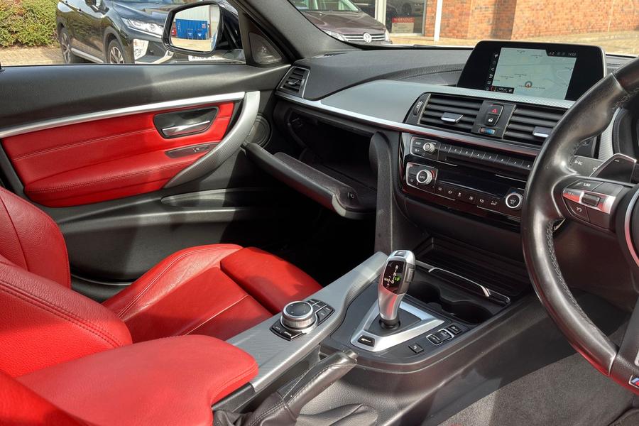 BMW 3 Series Photo autoimg-f593dc58c848a078e5645a54ac6e1fc0c255f22f.jpg