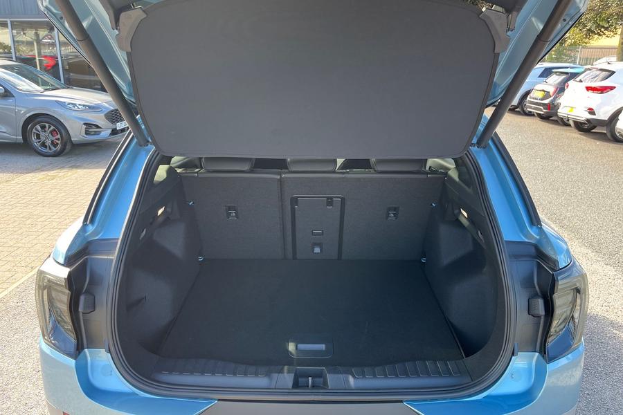 Ford Explorer Photo autoimg-f5974436cc404a59c86a9e0ed0df72dc46102fbe.jpg