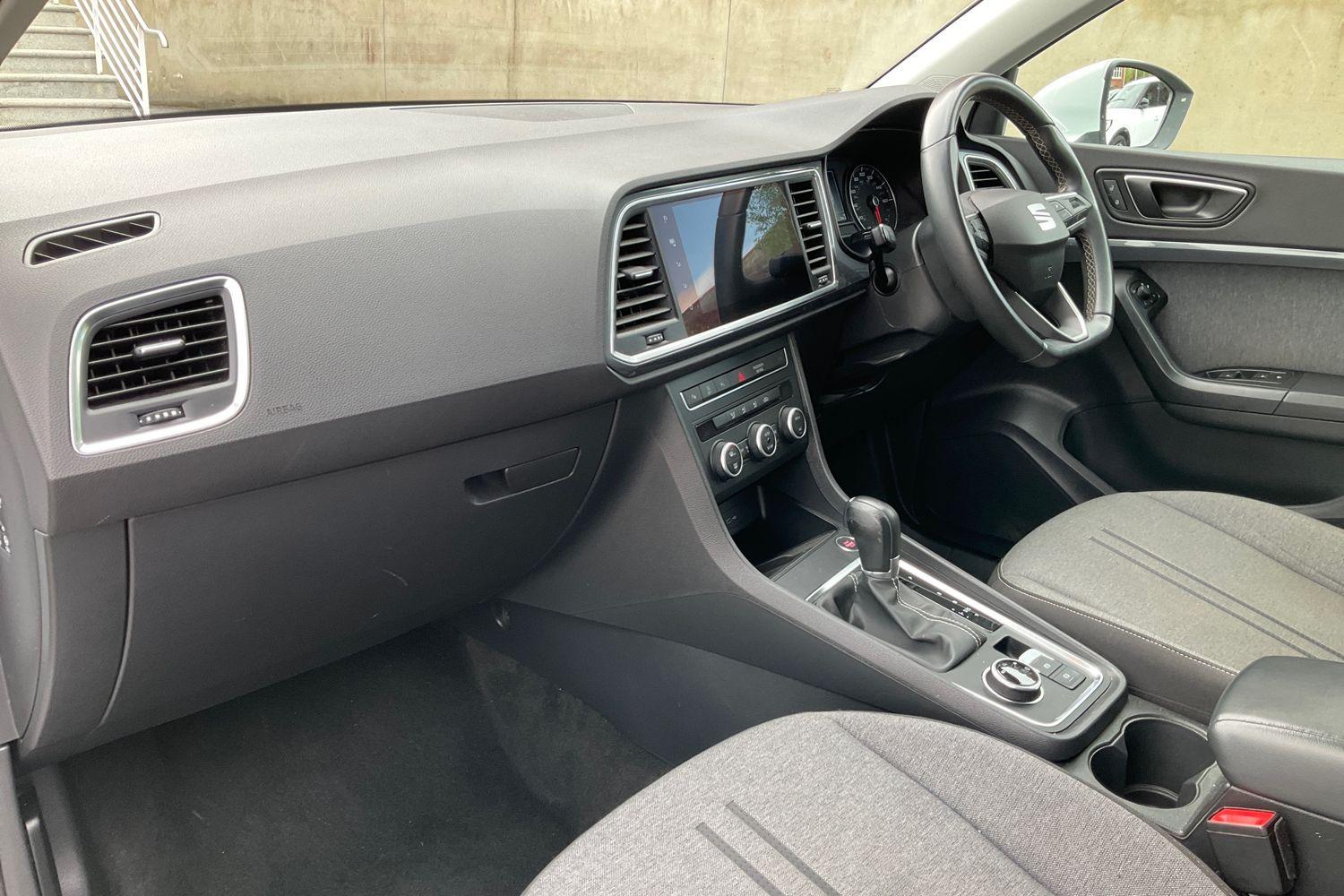 SEAT ATECA Photo 17