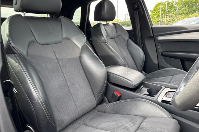 AUDI Q5 Photo 21
