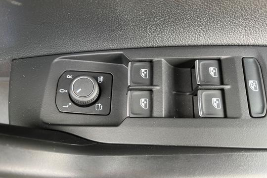 Volkswagen Polo Photo autoimg-f599062d49a273f005684b3f6aecc698246c0046.jpg