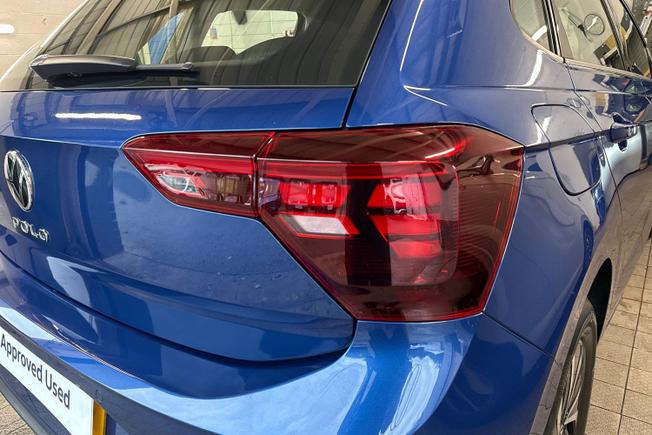 VOLKSWAGEN Polo Photo 18