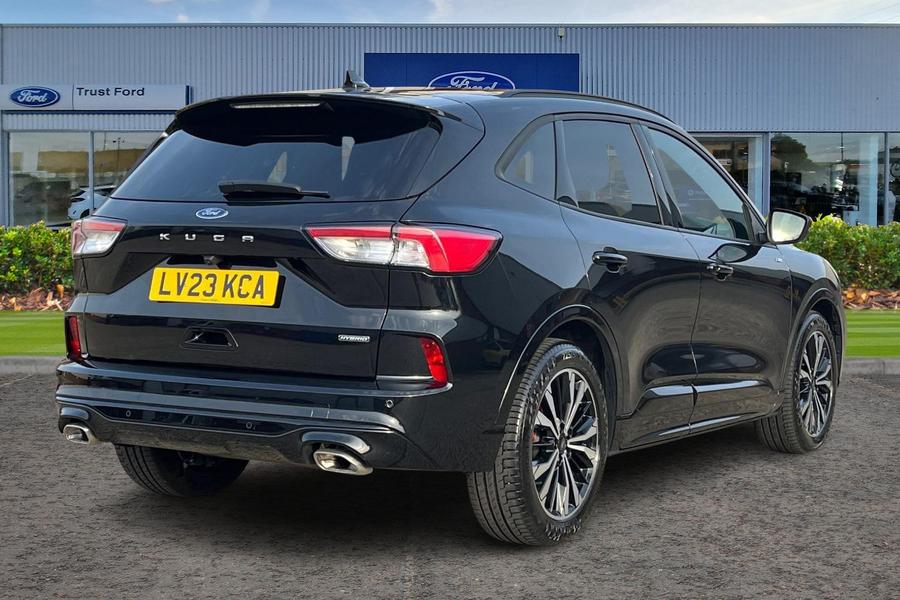 Ford Kuga Photo autoimg-f59b65d04bca84665c00ce49c3843a08d72f06b2.jpg