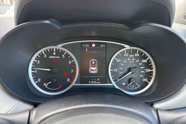NISSAN Micra Photo 15