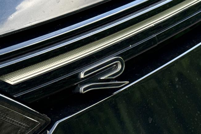 VOLKSWAGEN Golf Photo 30