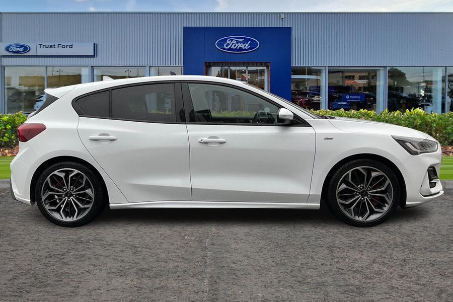 Ford Focus Photo autoimg-f5a62e81e373a89dc138c6d534e1f7acce8dac30.jpg