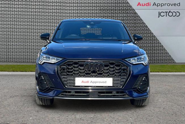 Audi Q3 Photo 8