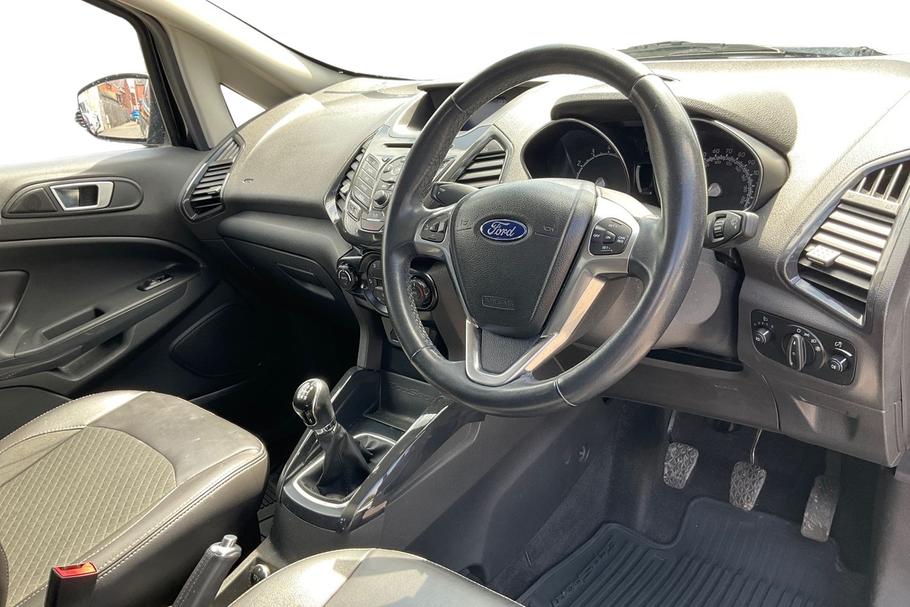 Used Ford ECOSPORT 9