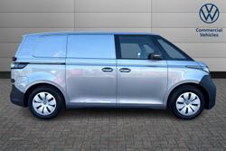 VOLKSWAGEN Id. Buzz Photo 4