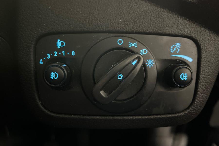 Ford KUGA Photo autoimg-f5a9fb4c2ec67c5da49a7f5d9c9f6cc46ae5a33c.jpg