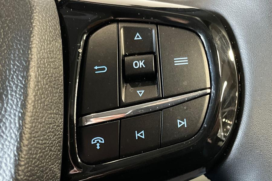 Ford TOURNEO CUSTOM Photo autoimg-f5ab31713c254149fb540a81aa1ba0171a2d5ca7.jpg