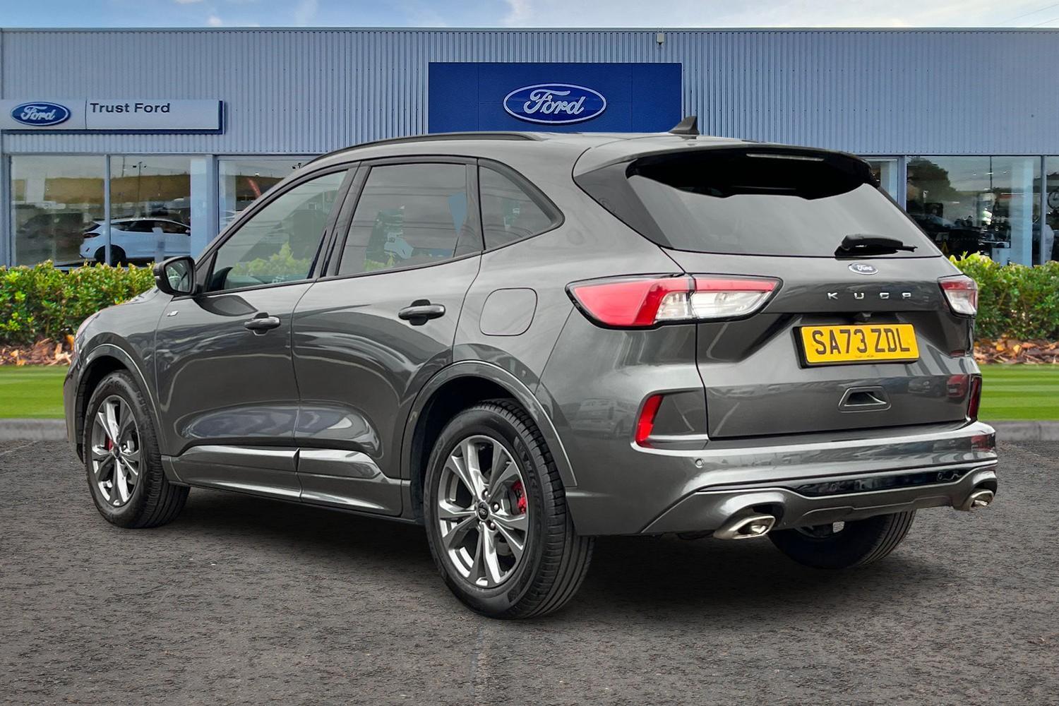 Ford Kuga Photo 1
